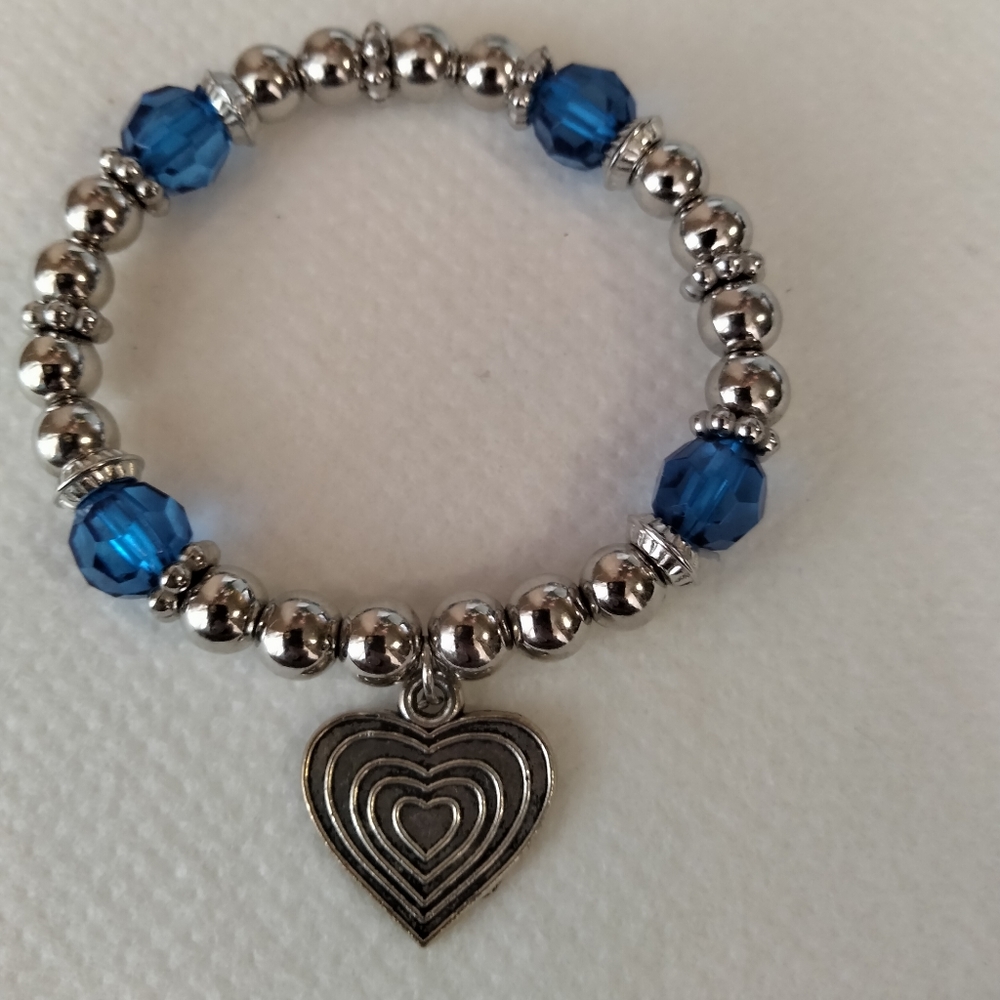 Little girls heart bracelet